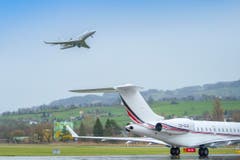 WEF-Flugverkehr am Flughafen Altenrhein (Bild: Urs Bucher)