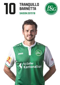 Tranquillo Barnetta: Note 3,5: Der St. Galler spielt nach seinem Intermezzo als rechter Aussenverteidiger wieder auf seiner gewohnteren Position hinter der Spitze. Sobald er Tempo aufnehmen kann, wirkt er gefährlich. Spritzigkeit und Genauigkeit aber fehlen. (Bild: pd)