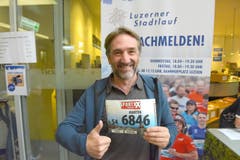Martin Bärlocher, Stadt Luzern, Startnummer 6846, zum 41. Stadtlauf: «Ich bin aus Rothrist nach Luzern gezügelt. Als Neuzuzüger ist es für mich ein Muss, hier zu starten.» (Bild: LZ)