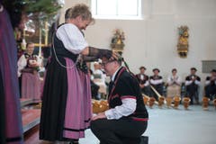 Feier des Entlebuchers Amt- und Wyberschiesset in der katholischen Kirche in Schüpfheim mit den Festsiegern Alice Stalder und Erwin Emmenegger (Bild: Dominik Wunderli)