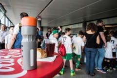 Bärenbande im Kybunpark: 250 Kinder dürfen mit Spielern des FCSG trainieren (Bild: Sabrina Stübi)