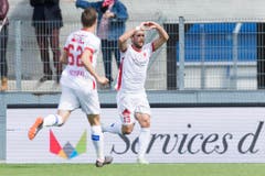 Quentin Maceiras und Pajtim Kasami jubeln nach dem ersten Tor. (Bild: Keystone)