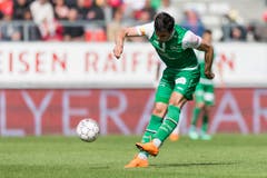 Danijel Aleksic gelciht für die espen zum 1:1 aus. (Bild: Keystone)
