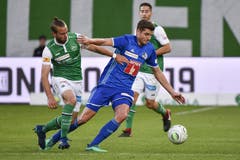 Peter Tschernegg (links) hat gegen Pascal Schuerpf das Nachsehen. (Bild: keyston)