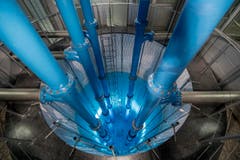 In diesem Brunnentank wird das Grundwasser gesammelt. Von hier wird das Wasser hochgepumpt. (Bild: Pius Amrein (1. Mai 2018))