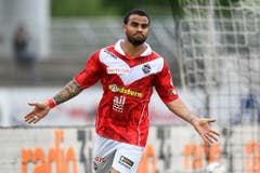 Carlinhos Junior feiert das Tor zum 2:0 für Lugano. (Bild: Keystone)