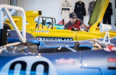 Adriano Zinnà hat den Traumberuf Fahrzeugbetreuer im Autobau in Romanshorn.