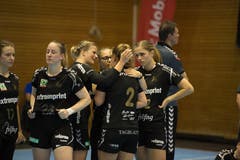 Spono gegen Brühl (Schwarz)Brühl verliert die Finalissima gegen Spono. Enttäuschung bei den Brühlerinnen. Kann die Tränen nicht mehr zurückhalten: die Brühlerin Fabienne Albrecht