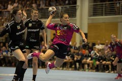 Spono gegen Brühl (Schwarz)Spono ist Schweizer Meistervlnr: MArtina Goricanec, Kathryn Fudge, Patrizia Ramseier