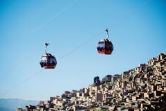 Die «Linea Roja» in La Paz ist 2664 Meter lang. Die Fahrzeit beträgt 10 Minuten (Bild: PD).