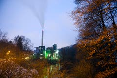 Das Kehrichtheizkraftwerk St.Gallen an einem Wintermorgen. (Bild: Urs Jaudas - 1. Februar 2013)