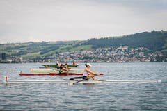 Laura Wunderlin vom Ruderclub Cham am Start. (Bild: Christian H. Hildebrand, 26. Mai 2018)