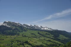 Die Churfirsten in voller Pracht. (Bild: Timon Kobelt)
