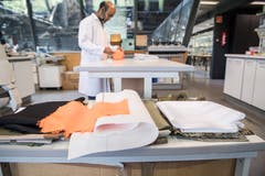 Dreidimensionale textile Elektroden für neuartige Batteriesysteme. Durch die Erhöhung der Elektrodenoberfläche kann die Leistungsfähigkeit einer Batterie um das 4- fache gesteigert werden (zB. Elektromobilität).