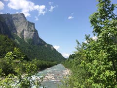 Die Bregenzer Ach zwischen Au und Schnepfau im Bregenzerwald.