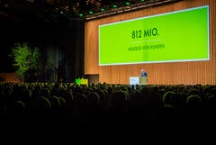 Die TKB-Partizipanten-Versammlung in der Bodensee Arena (Bild: Andrea Stalder)