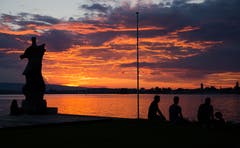 Sonnenuntergang am Zugersee (Bild: Daniel Hegglin)
