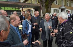 Eine weitere Begegnung beim Schulhaus Steini. (Bild: Robert Hess)