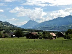 Natürlich hat man an solchen Tagen zum Wandern Lust ! Aufgenommen auf dem Schacher-Seppli-Erlebnisweg in Giswil. (Bild: Margrith Imhof-Röthlin)