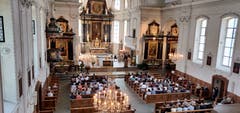 Volle Kirche am Jubiläumsgottesdienst. (Bilder Markus von Rotz (Alpnach, 10. Juni 2018))