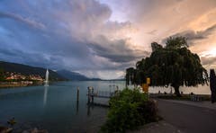 Abendstimmung am Zugersee (Bild: Daniel Hegglin)