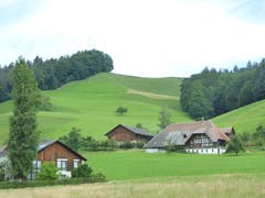 Stattliches Bauerngehöft in Lützelflüh BE (Bild: Josef Habermacher)