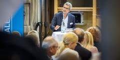 Frauenfeld TG - Informationsanlass der Thurgauer Zeitung im Brauhaus Sternen. Im Bild: Pascal Hollenstein, Leiter Publizistik der NZZ Regionalmedien, sprach über die Lage der TZ. Bild: Reto Martin