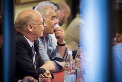 Frauenfeld TG - Informationsanlass der Thurgauer Zeitung im Brauhaus Sternen. Kurt F. Sieber, Robert Zahnd. Bild: Reto Martin