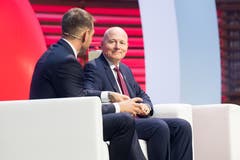 Jürg Balsiger, Geschäftsführer der Stanserhorn-Bahn AG (rechts) mit SVC Regionenleiter Zentralschweiz Christoph Baggenstos. (Bild: Eveline Beerkircher)