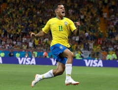 Brasiliens Coutinho erzielte in der 19. Minute das 1:0 für Brasilien. (AP Photo/Themba Hadebe)