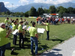 Der Musikverein Azmoos umrahmte die Feierlichkeiten vor vielen FC-Mitgliedern und Gästen mit seinen Klängen.