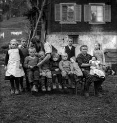 Familie Mathis, Gerbi ob Mettlen, Wolfenschiessen, 1939. (Bild: Leonard von Matt / © © Madeleine Kaiser-von Matt und Limmat Verlag)