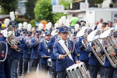 Festumzug am Jodlerfest Schötz. Im Bild Majorettenkorps und Musikgesellschaft Wauwil. (Bild: Manuela Jans-Koch. Schötz 24.Juni 218)
