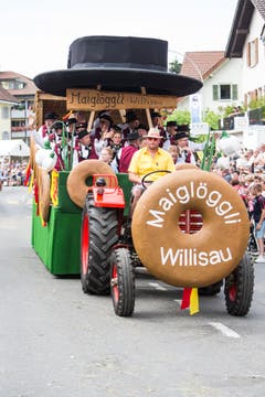 Festumzug am Jodlerfest Schötz. Im Bild: Jodlerklub Maiglöggli Willisau. (Bild: Manuela Jans-Koch. Schötz 24.Juni 2018)