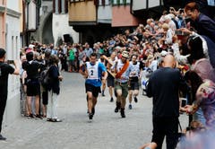 Mit Tempo durch die Altstadt. (Bild: Stefan Kaiser (Zug, 25. Juni 2018))