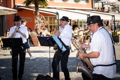 Eine der vielen Streetbands, hier mit dem Stueck Pink Panther (Bild: Christian H. Hildebrand, 23. Juni 2018).