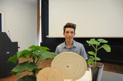 Justin Joel Flüeler aus Stansstad wurde für seine Arbeit über das Phänomen Kiribaum ausgezeichnet.