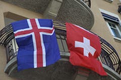 Isländisch-schweizerische Wohngemeinschaft in einem Jugendstilhaus an der Zürcher Strasse in der Lachen.