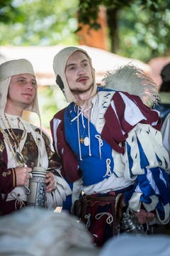 Historischer Handwerker- und Warenmarkt im Schloss Wellenberg.
