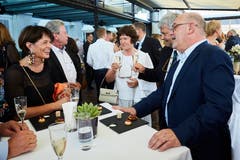 Das Hotel Montana ist das Hotel des Jahres 2018/2019 - und lässt sich deshalb feiern. Geladen sind viele Prominente aus der ganzen Schweiz. Hier: Direktor Fritz Erni mit Bundesrätin Doris Leuthard.