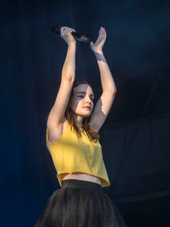 Zu Gast aus Schottland: Chvrches. (Bild: Hanspeter Schiess)