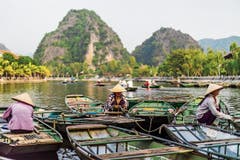 Auf dem Mekong mit seinen zahlreichen Flussläufen kommt man mit dem Boot am besten von A nach B. (Bild: Bilder: Aaron Joel Santos/Vietnam Tourism Board)
