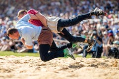 Matthias Sempach (links) gegen Christian Bucher im 6. Gang. (Bild: Philipp Schmidli)
