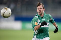 Wieder traditionelles Grün: Alberto Regazzoni in der Saison 2011/2012. (Bild: Urs Jaudas)