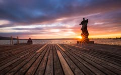 Sonnenuntergang bei der Badi Seeliken. (Bild: Daniel Hegglin)