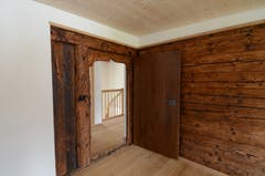 Alte Elemente wurden bei der Gesamtrenovation bewusst integriert und verleihen den Wohnungen besonderes Flair.