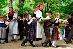 Kindertanzgruppe Alpnach. (Bild: Robert Hess (Alpnach, 15. Juli 2018))