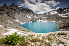 Der Wildsee beim Pizol ist nun fast vollständig vom Eis befreit. (Bild: Marc Bollhalder)