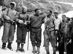Am 24. Juli 1938 gelang es Heinrich Harrer, Ludwig "Wiggerl" Voerg, Andreas Heckmair und Fritz Kasparek (von links nach rechts) die Eigernordwand als erste Alpinisten zu begehen. (Bild: Keystone/ Photopress-Archiv/ Str)