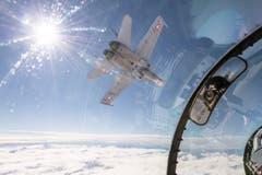 Ein Kampfjet des Typs F/A-18 C in der Luft (Bild: Luftwaffe)